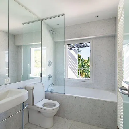 Spectacular holiday villa Saint-Jean-Cap-Ferrat