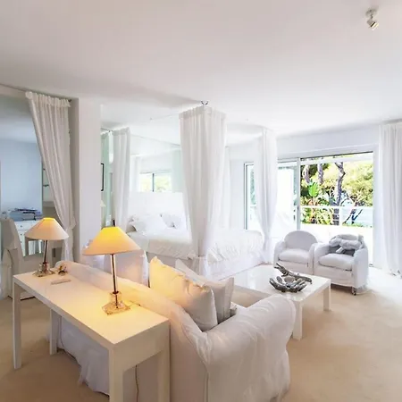 Spectacular holiday villa Villa Saint-Jean-Cap-Ferrat
